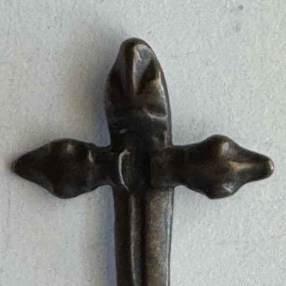 Kalevala Kori “Sisilisko” Bronze Patina (Lizard) Cross Shaped Pendant - Picture 4 of 9